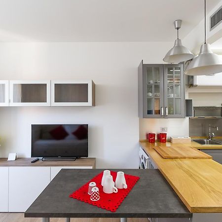 ミラノAlessia'S Flat - Sarpi 2アパートメント エクステリア 写真